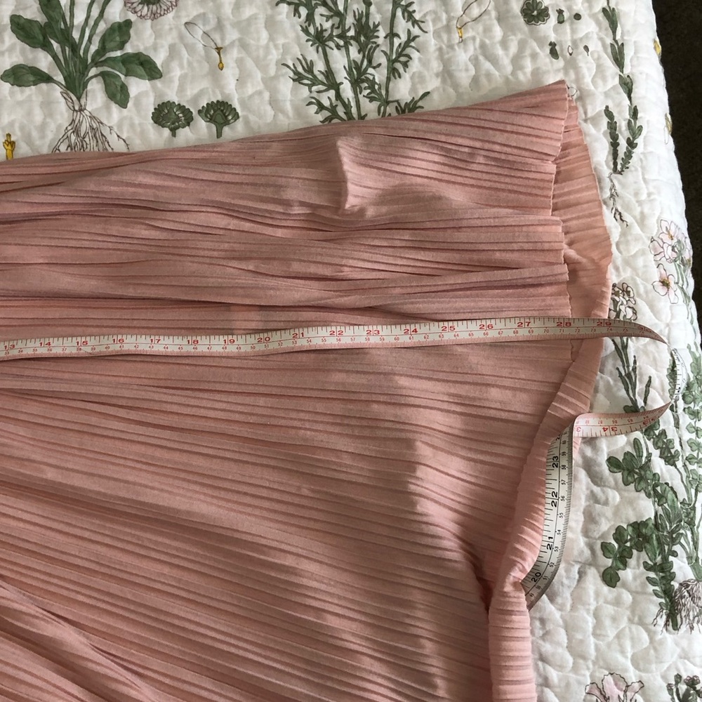 Pretty Ballet Pink Pleated Skirt Torrid Size 0 - Picture 9 of 9